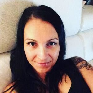 Meet your Posher, Karine